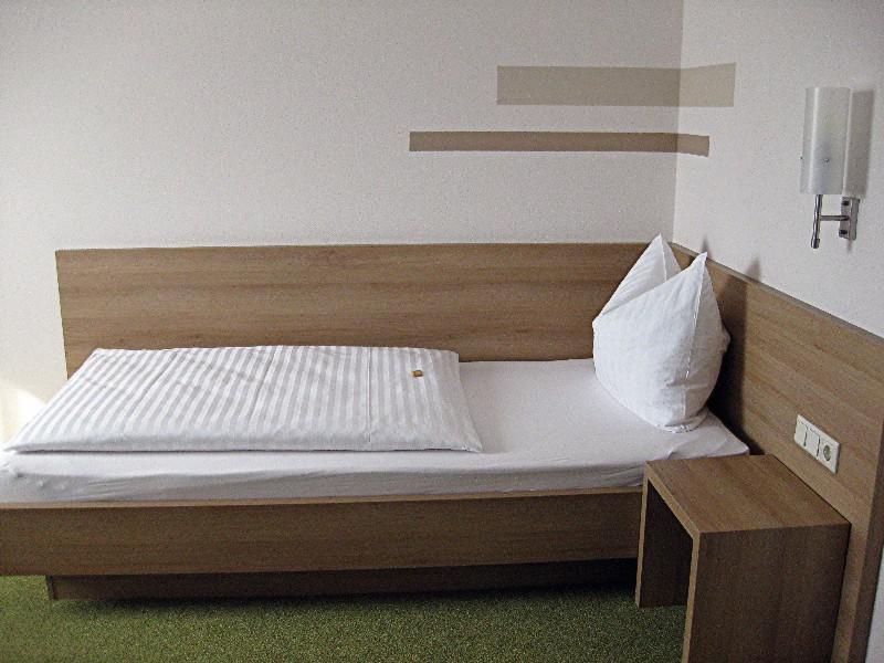 Landhotel Hopp Garni Hessheim Exteriör bild